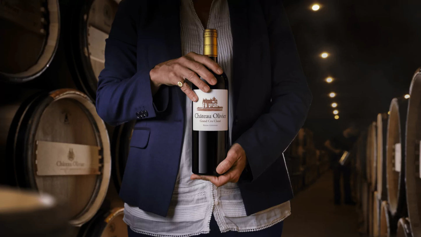 CHATEAU OLIVIER, Pessac-Leognan, Bordeaux, 2017 - (EQW)