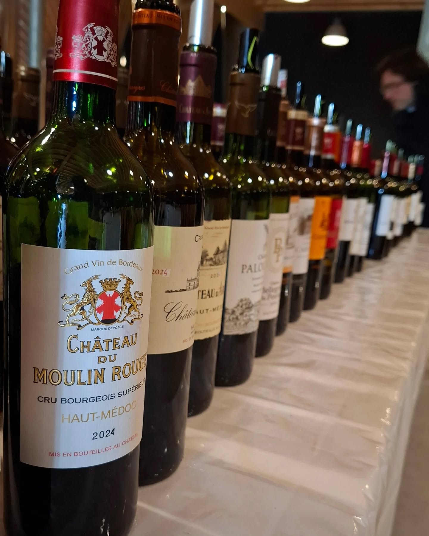 CHATEAU DU MOULIN ROUGE, Cru Bourgeois, Haut-Medoc, Bordeaux, 2016 - (EQW)
